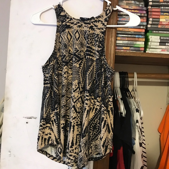 Woman’s Tops - Picture 1 of 8